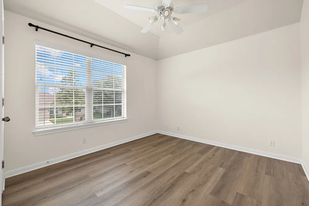 1104 Iron Horse Leander, TX 78641