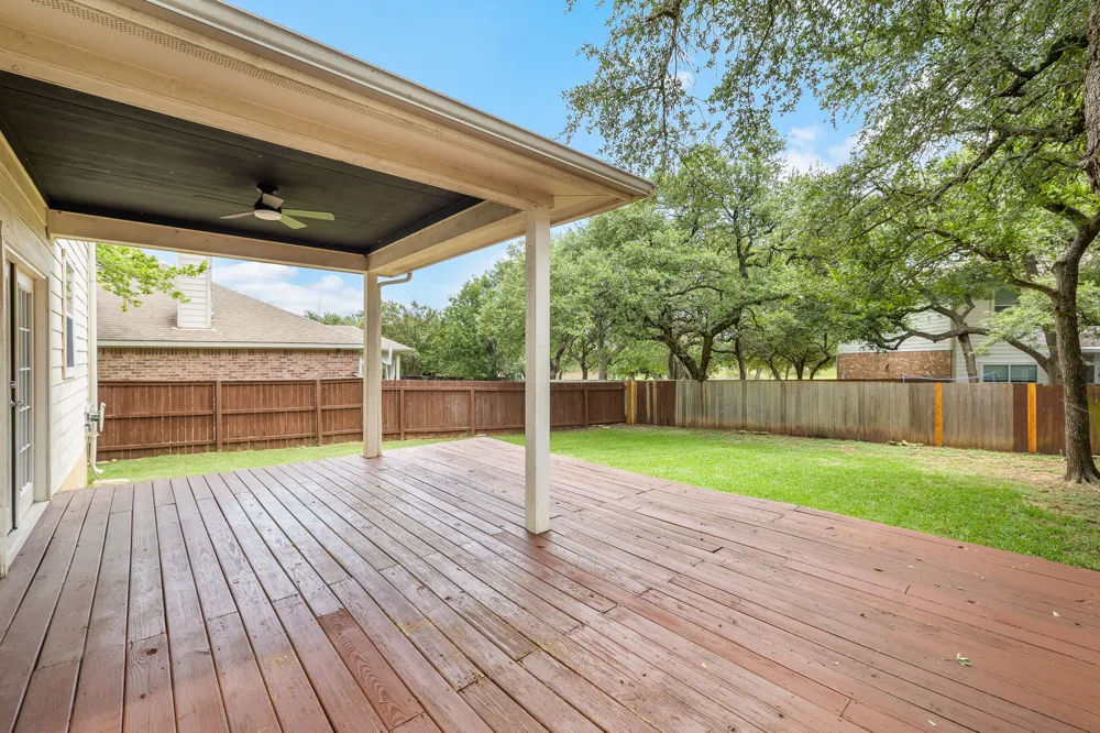 1104 Iron Horse Leander, TX 78641