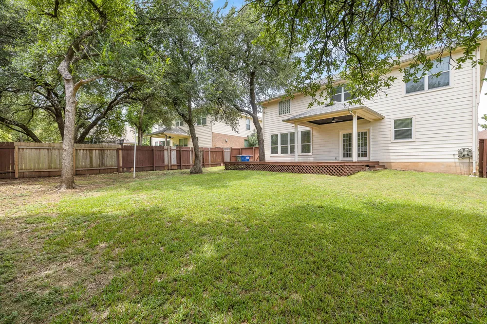 1104 Iron Horse Leander, TX 78641