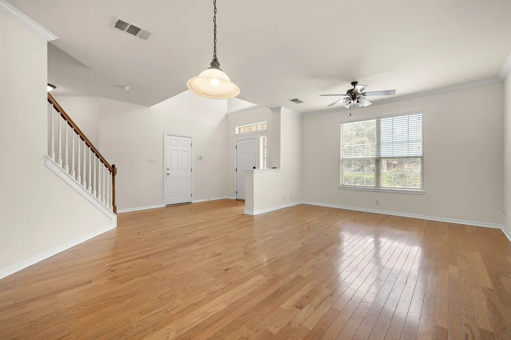 1104 Iron Horse Leander, TX 78641