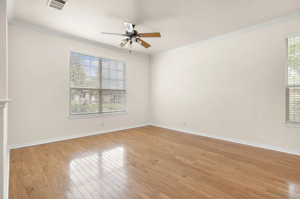 1104 Iron Horse Leander, TX 78641