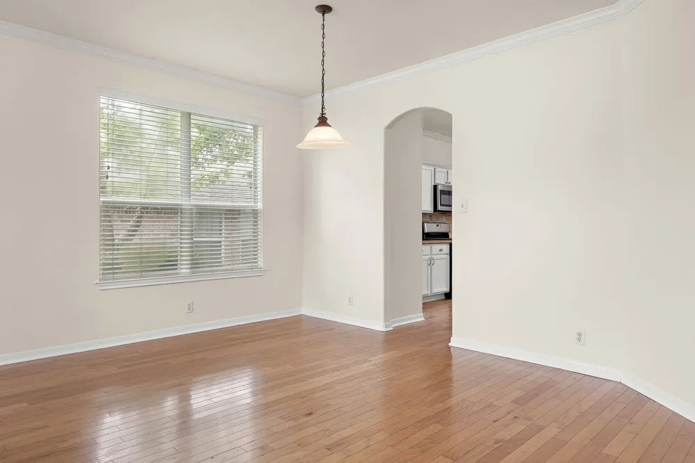 1104 Iron Horse Leander, TX 78641