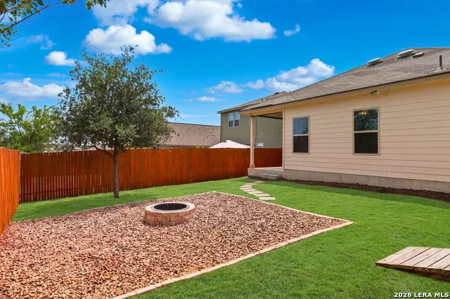 8306 BENDING WILLOW San Antonio, TX 78223
