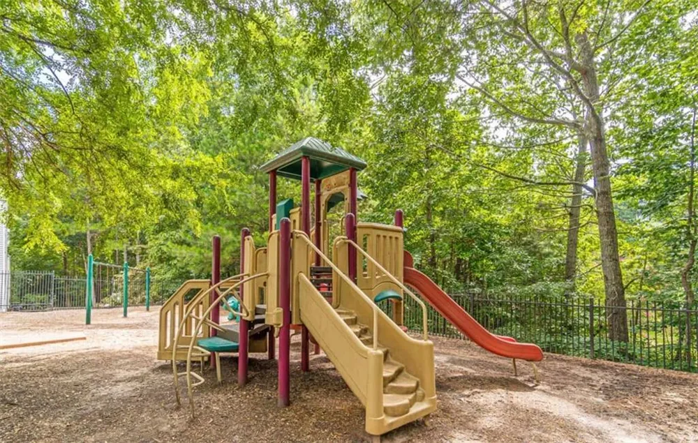 101 Canterbury Ridge Parkway #2403 Canton, GA 30114