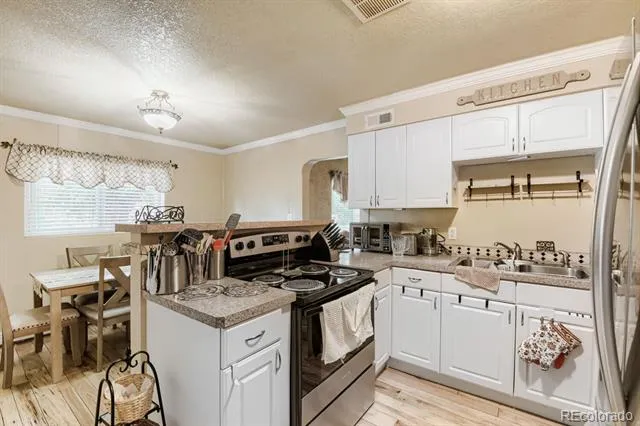 9390 Nagel Drive Denver, CO 80229