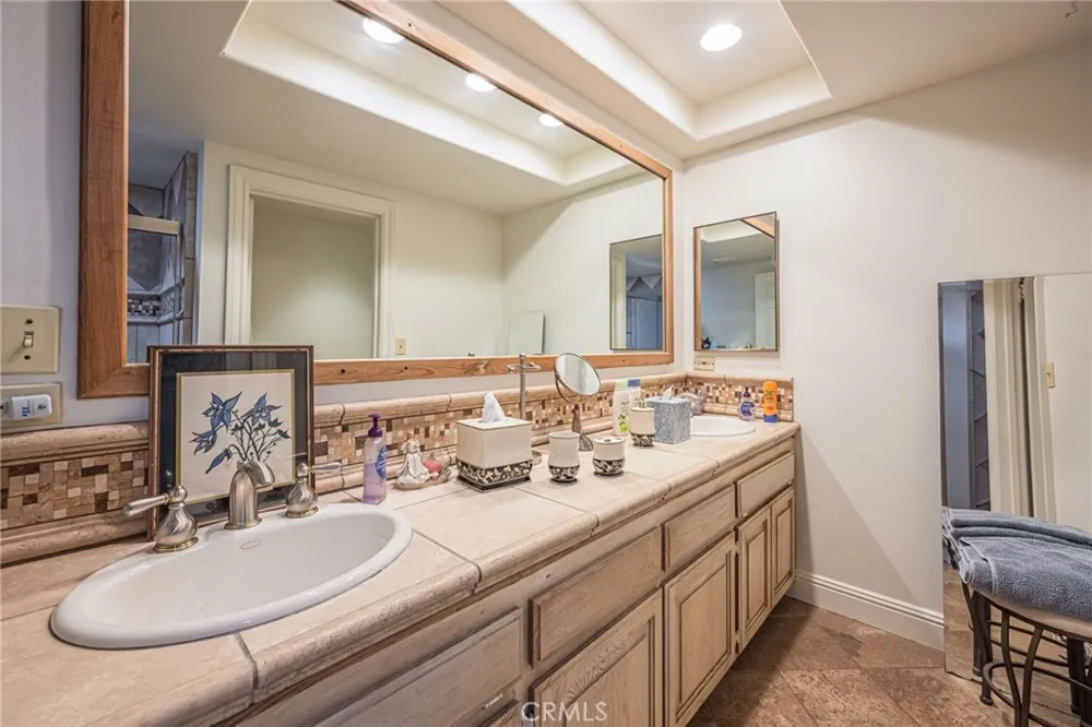 30010 Big Range Road Canyon Lake, CA 92587