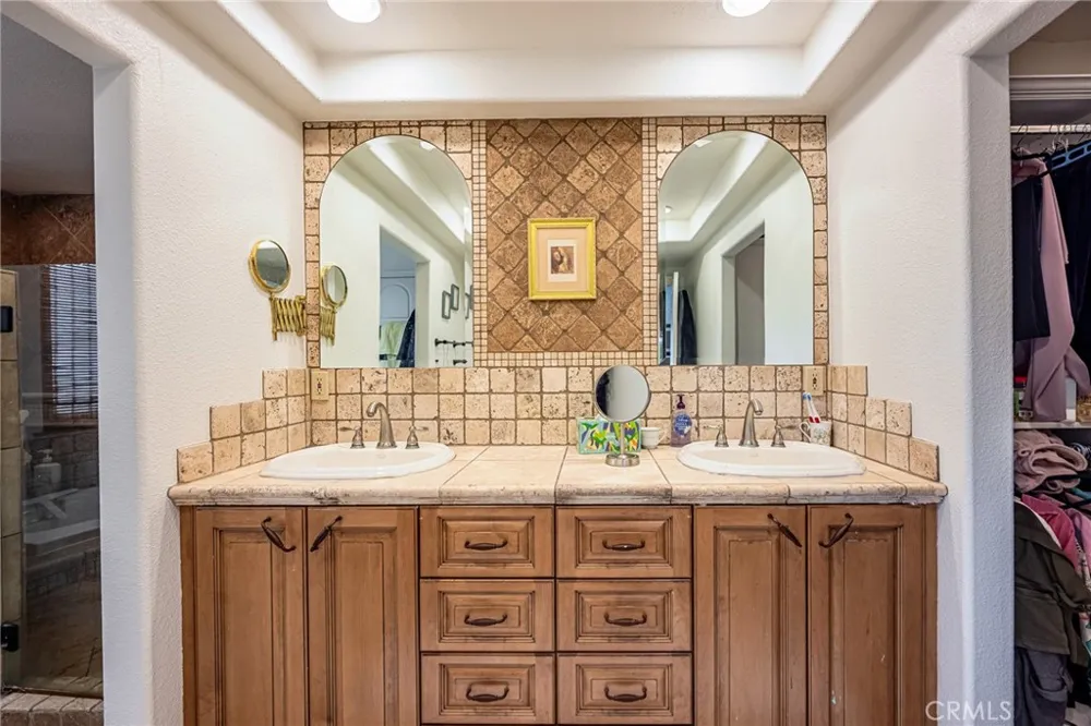 30010 Big Range Road Canyon Lake, CA 92587