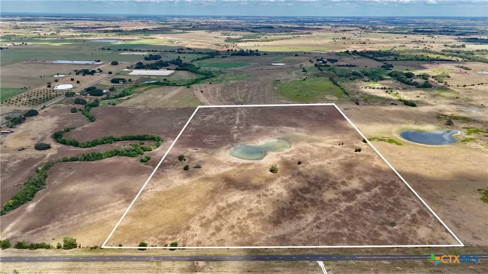 Fm 1891 Shiner, TX 77984