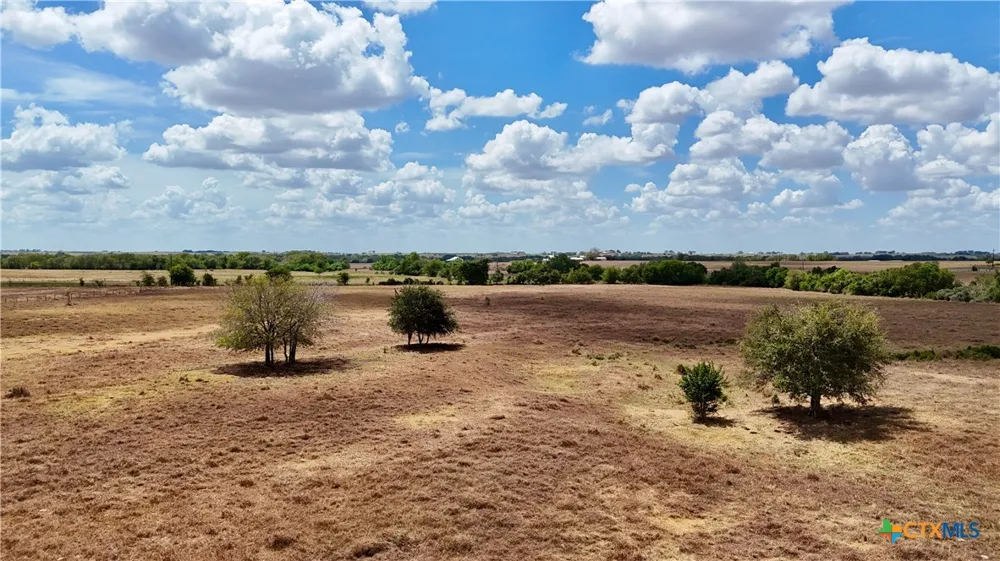 Fm 1891 Shiner, TX 77984