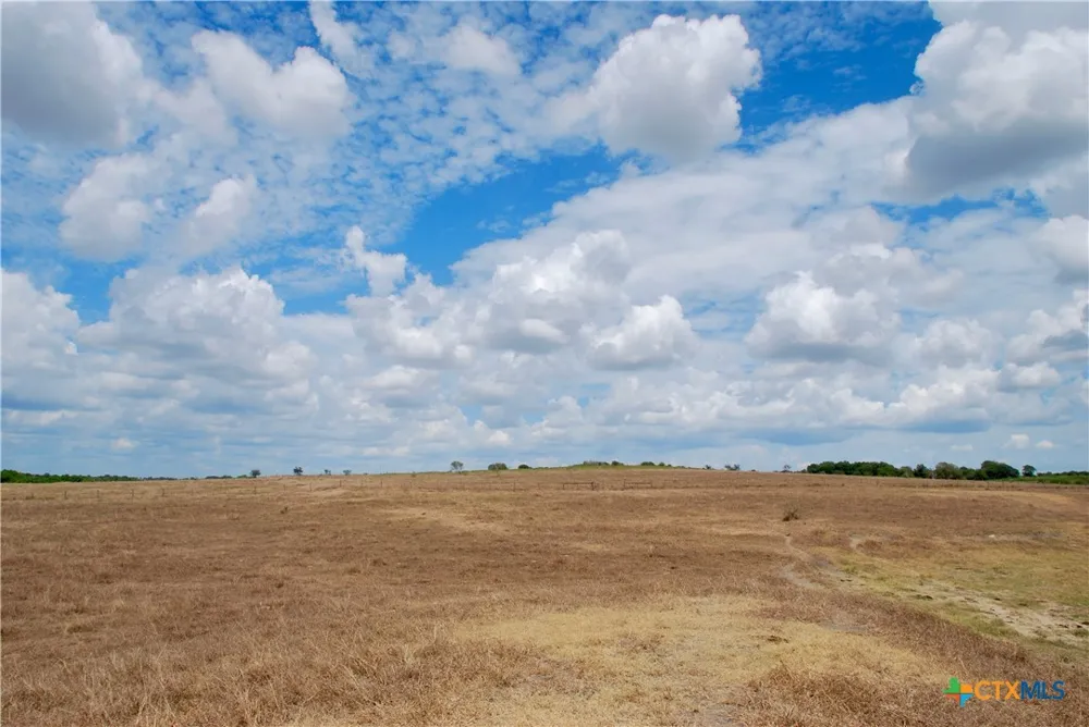 Fm 1891 Shiner, TX 77984