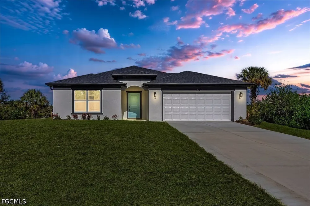 Oakshire Lane Lehigh Acres, FL 33972