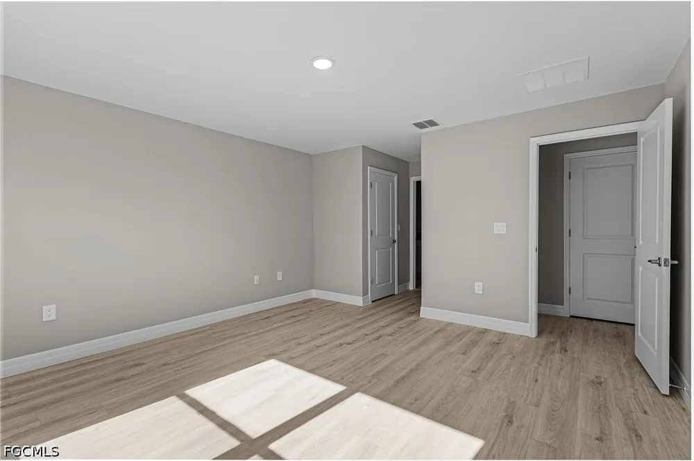 Oakshire Lane Lehigh Acres, FL 33972