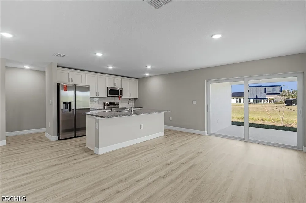 Oakshire Lane Lehigh Acres, FL 33972