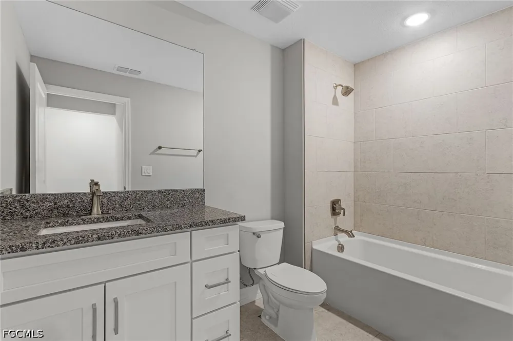 Oakshire Lane Lehigh Acres, FL 33972