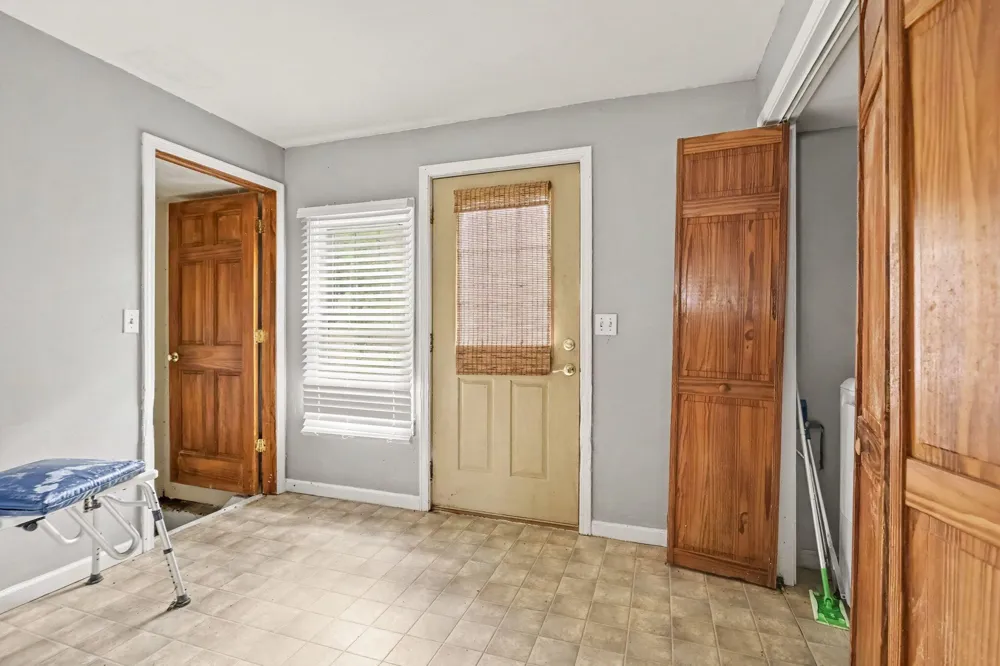 3915 M-140 Watervliet, MI 49098
