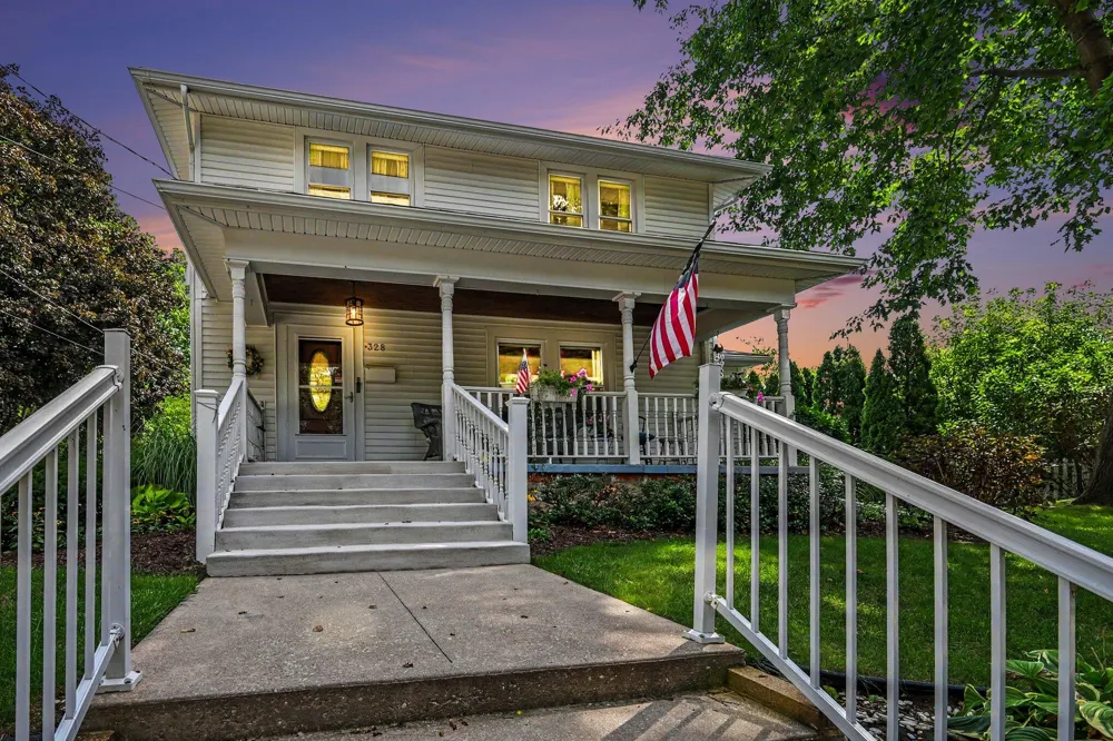 328 Rich Street Ionia, MI 48846