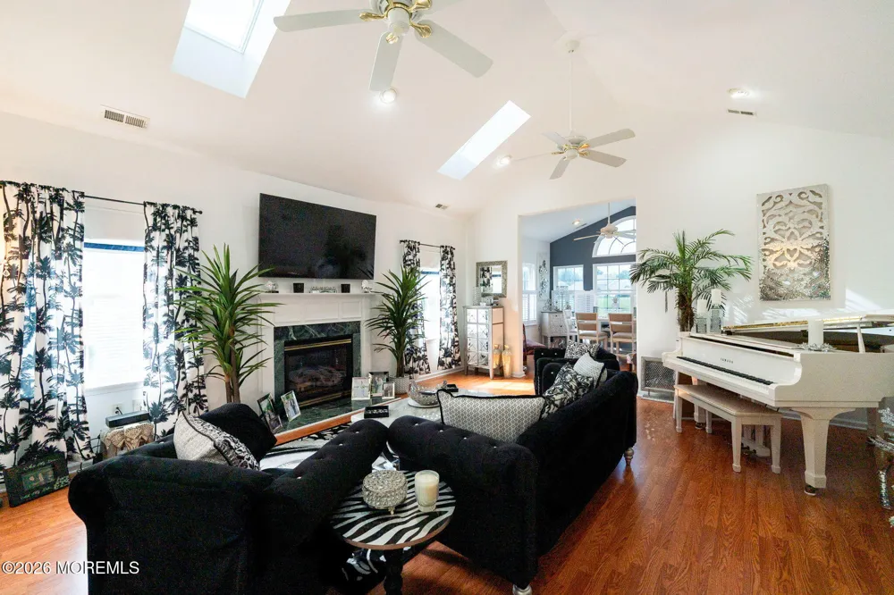 3 Gascony Circle Manchester, NJ 08759