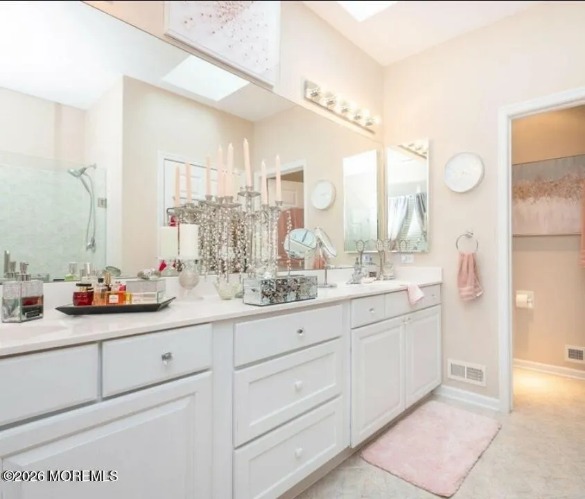 3 Gascony Circle Manchester, NJ 08759