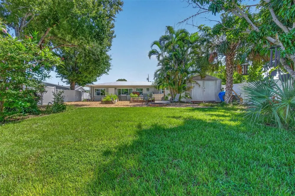 106 STEVEN STREET Ruskin, FL 33570