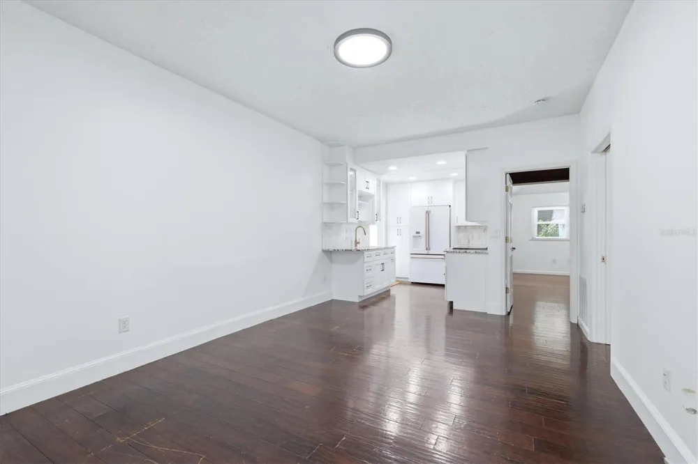 2520 HUNTINGTON AVENUE Sarasota, FL 34232