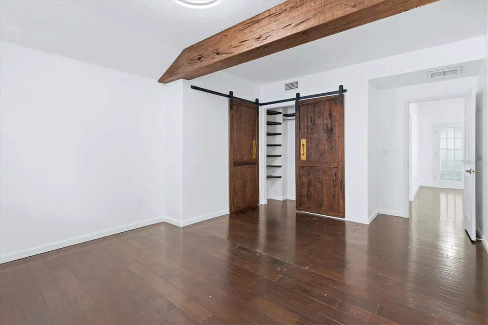 2520 HUNTINGTON AVENUE Sarasota, FL 34232
