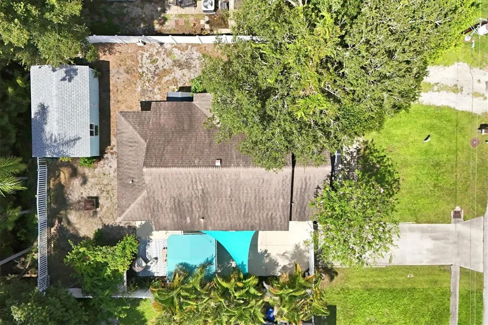 2520 HUNTINGTON AVENUE Sarasota, FL 34232