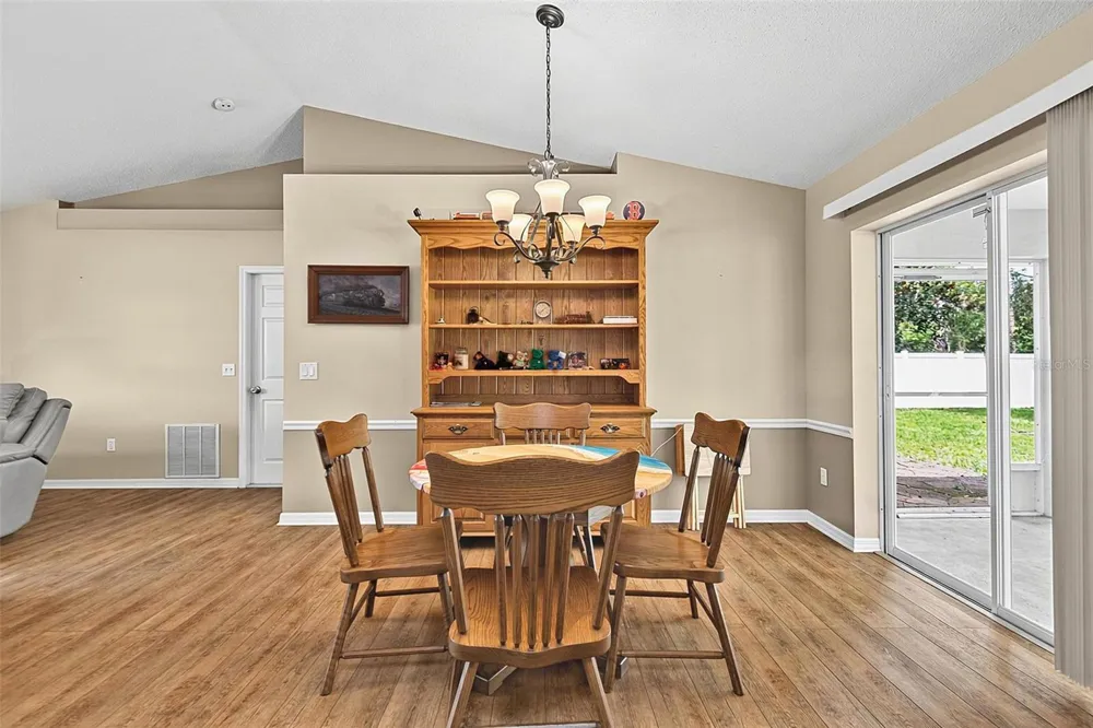 98 SMITH TRAIL Palm Coast, FL 32164