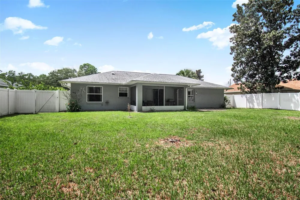 98 SMITH TRAIL Palm Coast, FL 32164