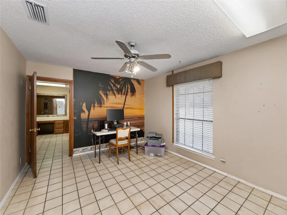 1702 Lone Oak Drive Leander, TX 78641