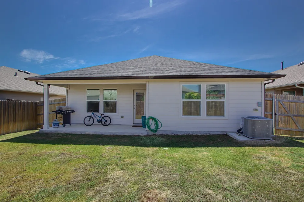 928 Adler Way San Marcos, TX 78666