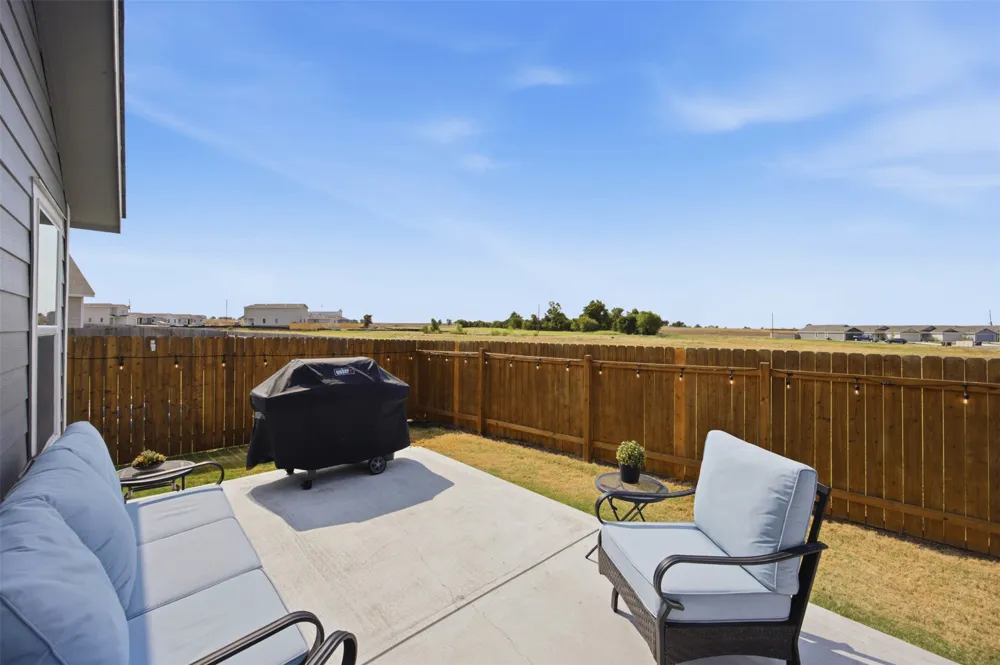 171 Cattle Queen Road Jarrell, TX 76537