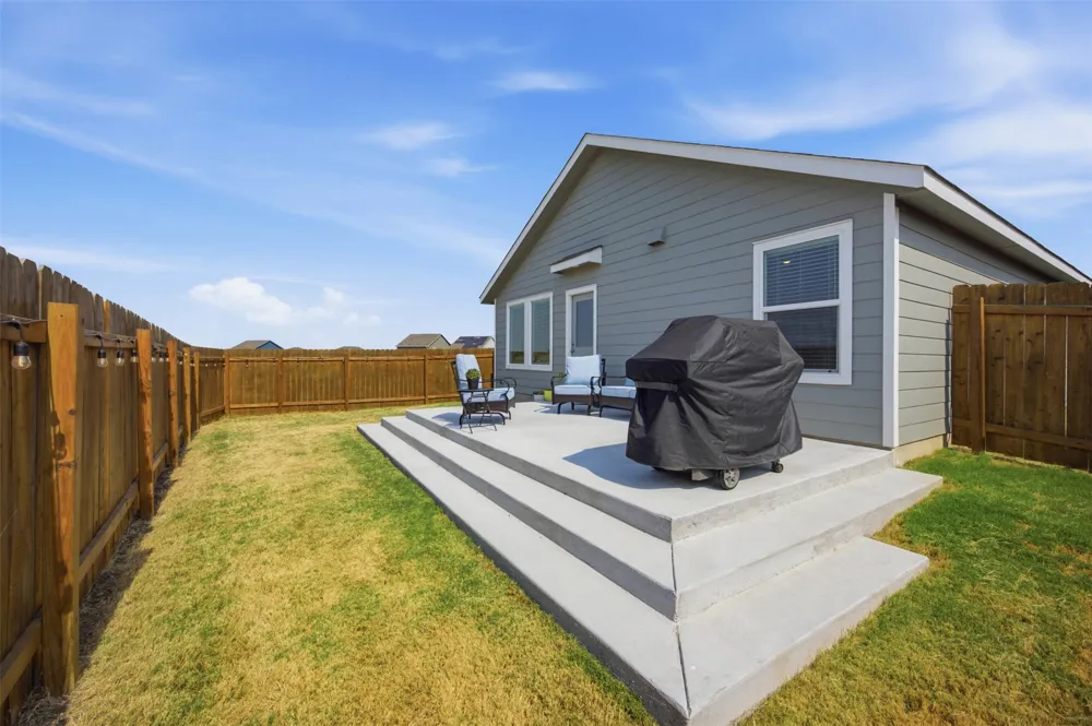 171 Cattle Queen Road Jarrell, TX 76537