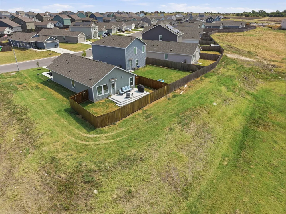 171 Cattle Queen Road Jarrell, TX 76537