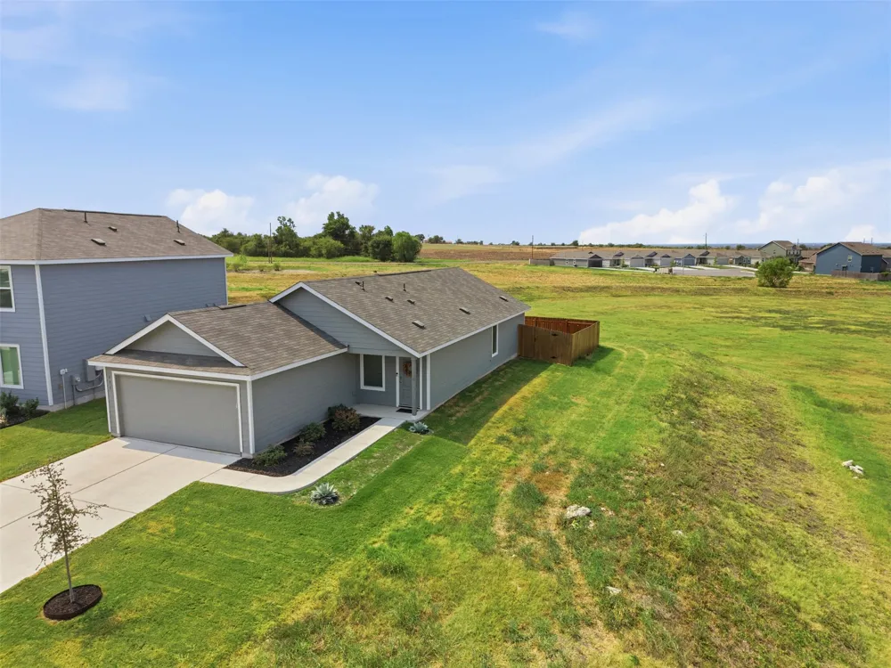 171 Cattle Queen Road Jarrell, TX 76537