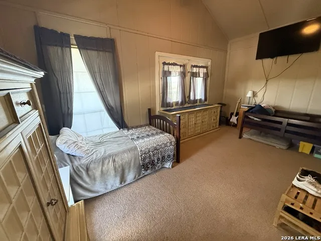 153 Park Bandera, TX 78003