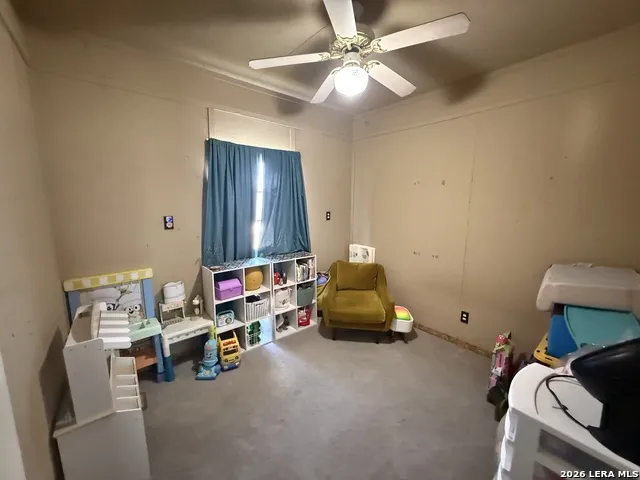 153 Park Bandera, TX 78003