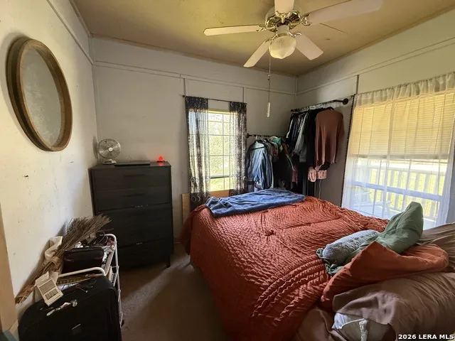 153 Park Bandera, TX 78003