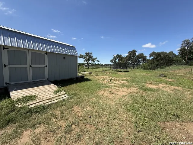 153 Park Bandera, TX 78003