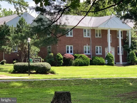 132 CHERRY PARK