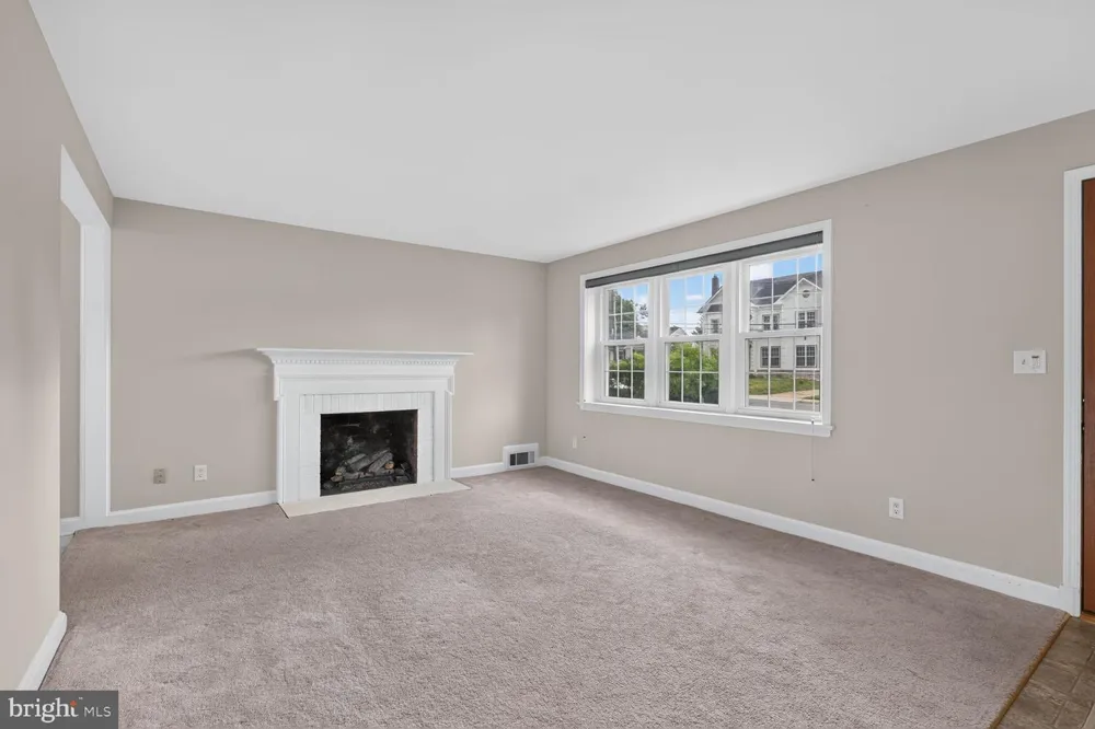 6015 BACKLICK ROAD Springfield, VA 22150
