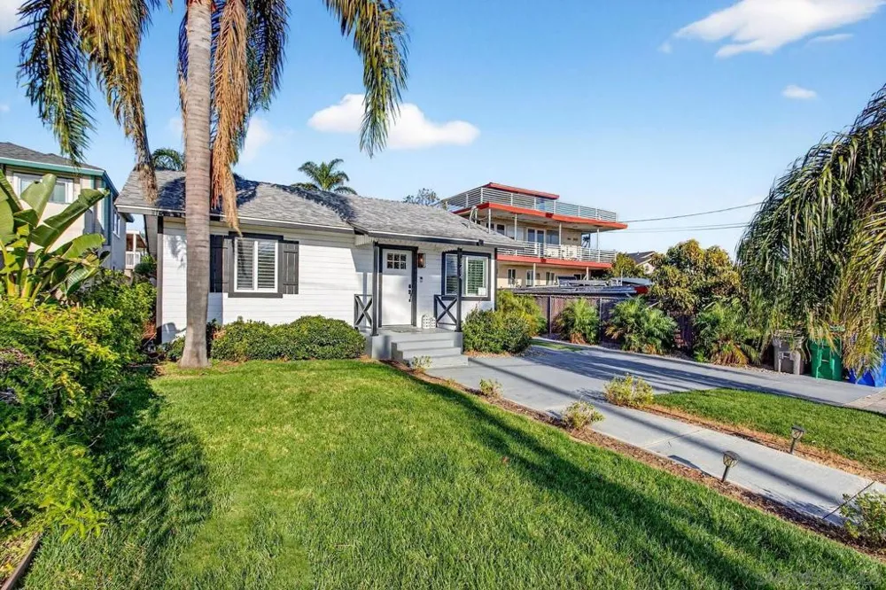 1214 S Ditmar St Oceanside, CA 92054