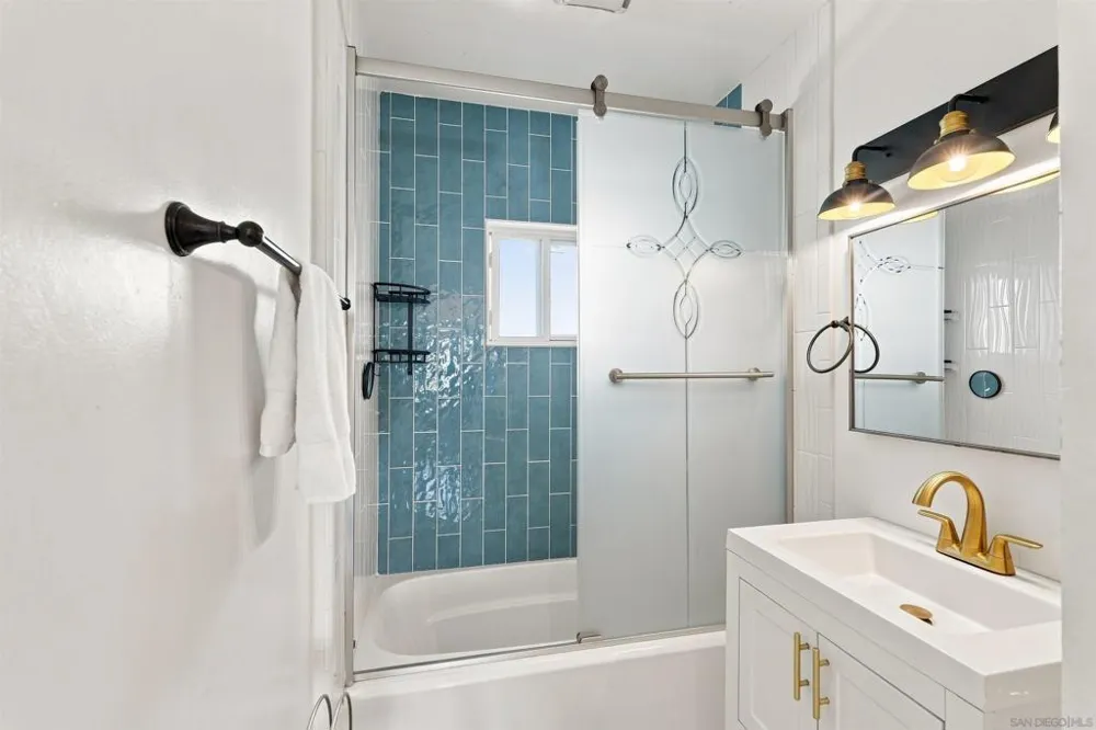 1214 S Ditmar St Oceanside, CA 92054