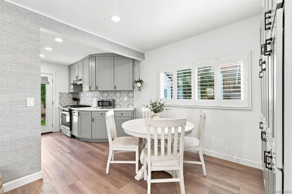 1214 S Ditmar St Oceanside, CA 92054