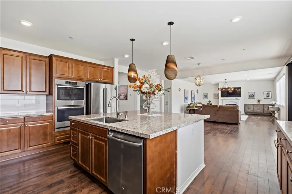 6882 Keyway Court Jurupa Valley, CA 91752