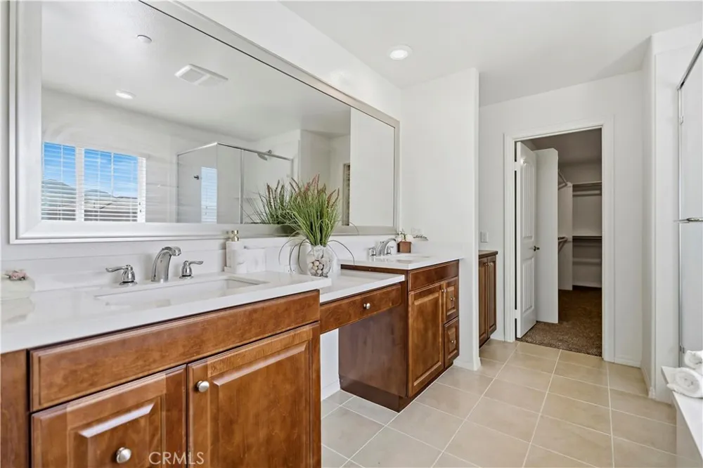 6882 Keyway Court Jurupa Valley, CA 91752