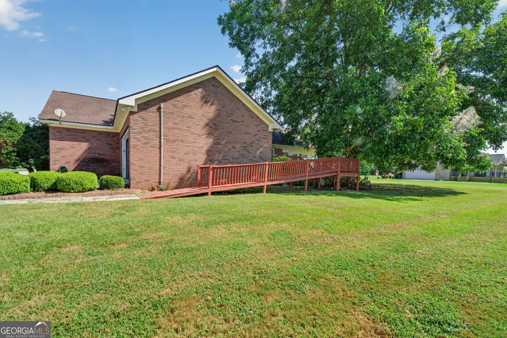 143 Hudson WAY Macon, GA 31216