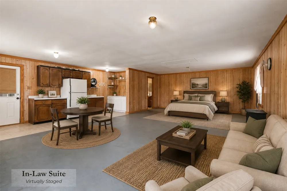 1871 Bridle Path Road Luling, TX 78648