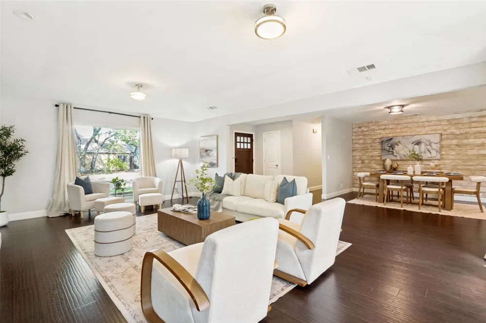 6018 Spring Flower Trail Dallas, TX 75248