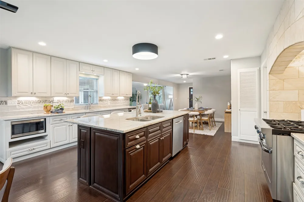 6018 Spring Flower Trail Dallas, TX 75248