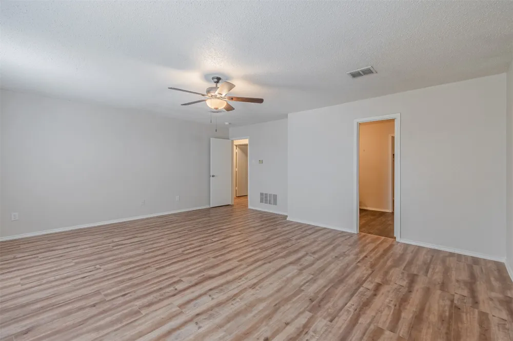 8749 Hunters Trail Fort Worth, TX 76123